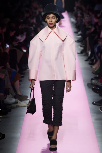 Look 38